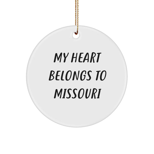 Missouri Circle Ornament Gifts from Missouri - 'My Heart Belongs To Missouri' Inspirational Christmas Ornament for Missouri Enthusiasts, Family, Friends, and Coworkers - Image 1