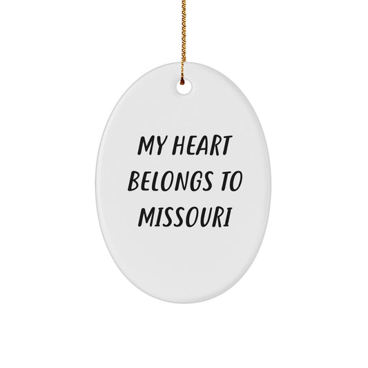 Missouri Gifts from Heart to Heart, Oval Ornament, 'My Heart Belongs To Missouri', Christmas Unique Gifts for Missouri - Image 1